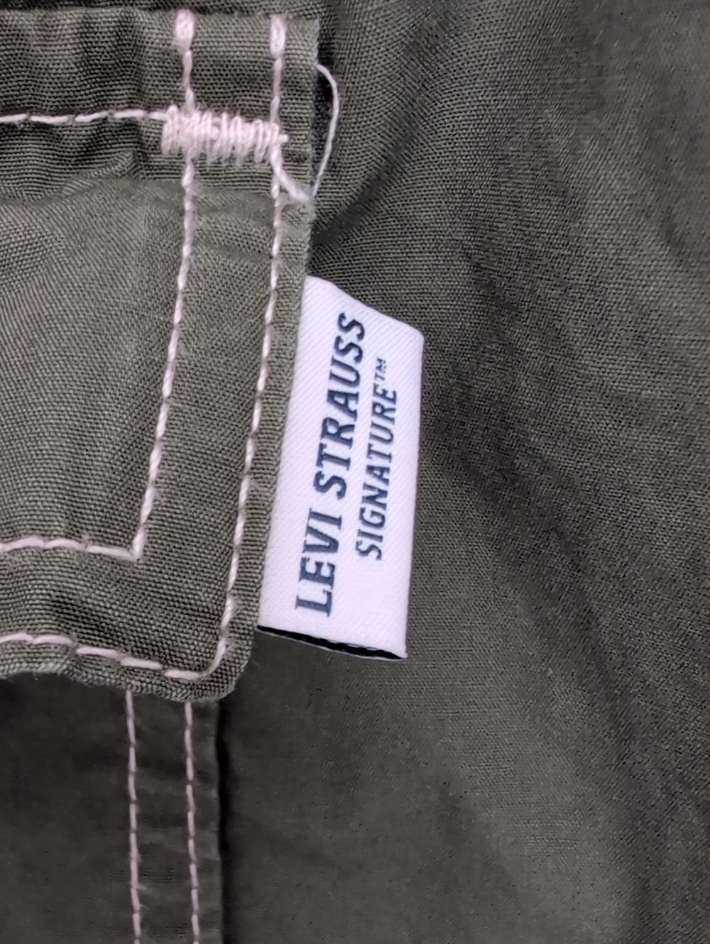 Levi's Dark Olive Cargo Shorts - Picture 2 of 10